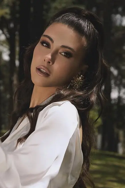 Dilara Aksüyek