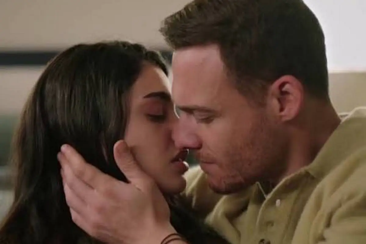 Kerem Bürsin and Lizge Cömert dating? Rumor of the day